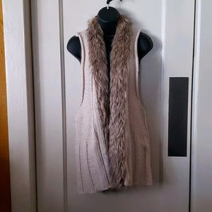 bke cruelty free fur collar sleeveless sweater